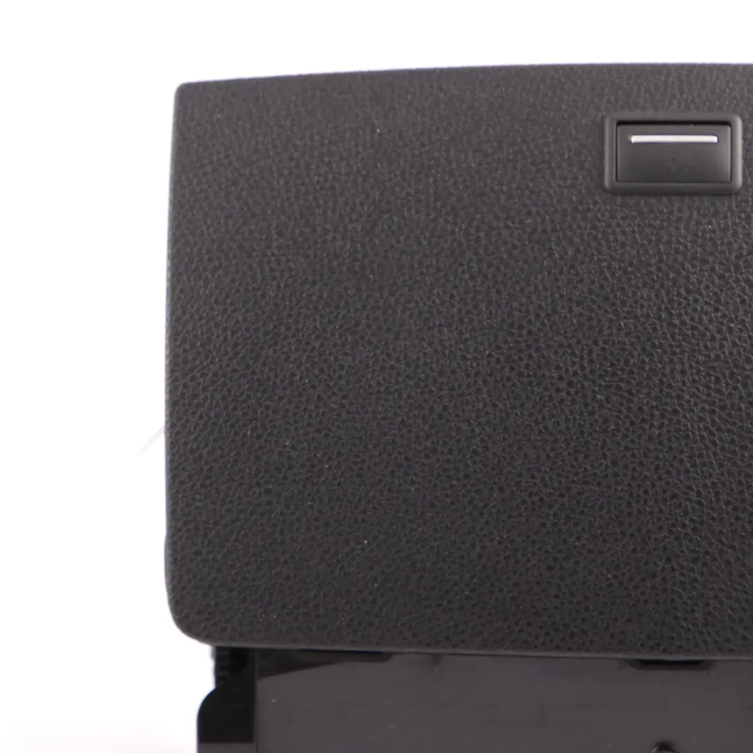 Tableau De Bord Navigation Ecran Central Moniteur pour Mercedes W204 à propos du numéro de pièce A2046800931 Mercedes W204 Tableau De Bord Navigation Ecran Central Moniteur - SKU A2046800931 - Numéro de pièce A2046800931