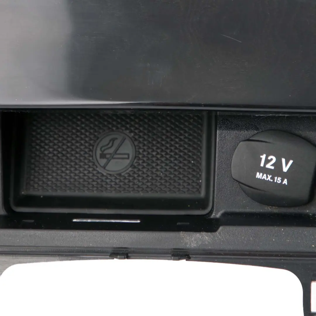 Mercedes W204 W212 Console Posacenere Coperchio Porta Legno - SKU A2046801350-1 - Numero di parte A2046801350