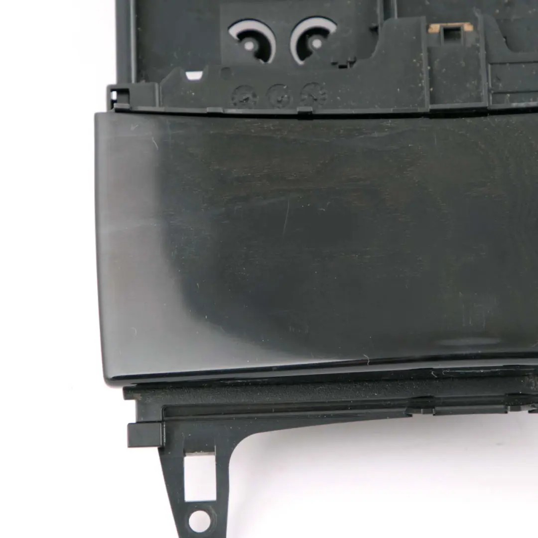 Mercedes W204 W212 Console Centrale Cendrier Allume-Cigare Bois - SKU A2046801350-1 - Numéro de pièce A2046801350