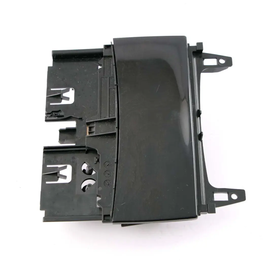 Console Centrale Cendrier Allume-Cigare Bois pour Mercedes W204 W212 à propos du numéro de pièce A2046801350 Mercedes W204 W212 Console Centrale Cendrier Allume-Cigare Bois - SKU A2046801350-1 - Numéro de pièce A2046801350