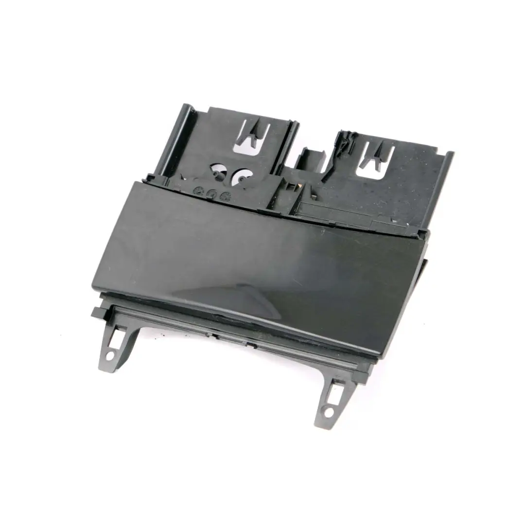 Console Centrale Cendrier Allume-Cigare Bois pour Mercedes W204 W212 à propos du numéro de pièce A2046801350 Mercedes W204 W212 Console Centrale Cendrier Allume-Cigare Bois - SKU A2046801350-1 - Numéro de pièce A2046801350