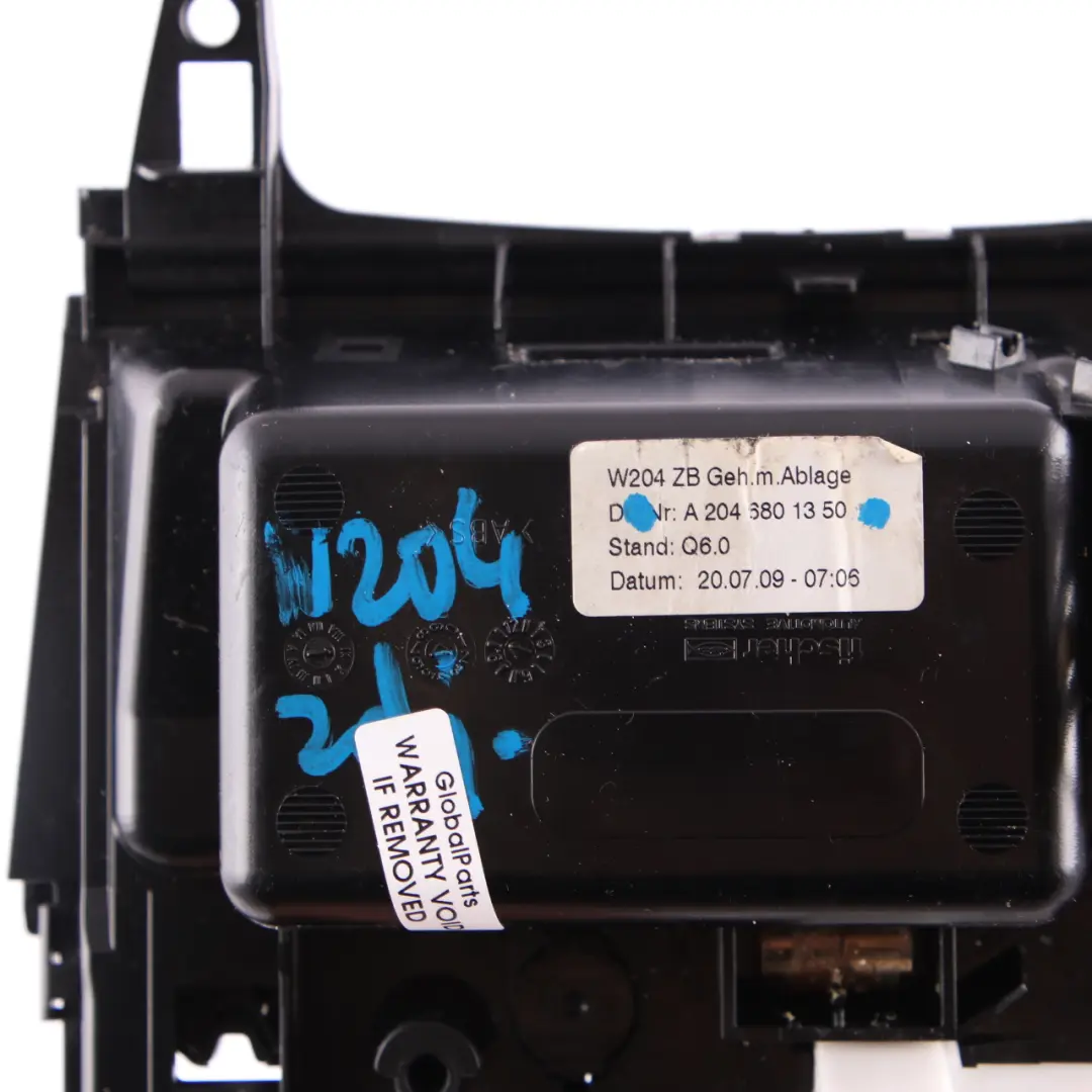 Console Centrale Cendrier Couvercle Alu pour Mercedes W204 W212 à propos du numéro de pièce A2046801350 Mercedes W204 W212 Console Centrale Cendrier Couvercle Alu - SKU A2046801350-2 - Numéro de pièce A2046801350