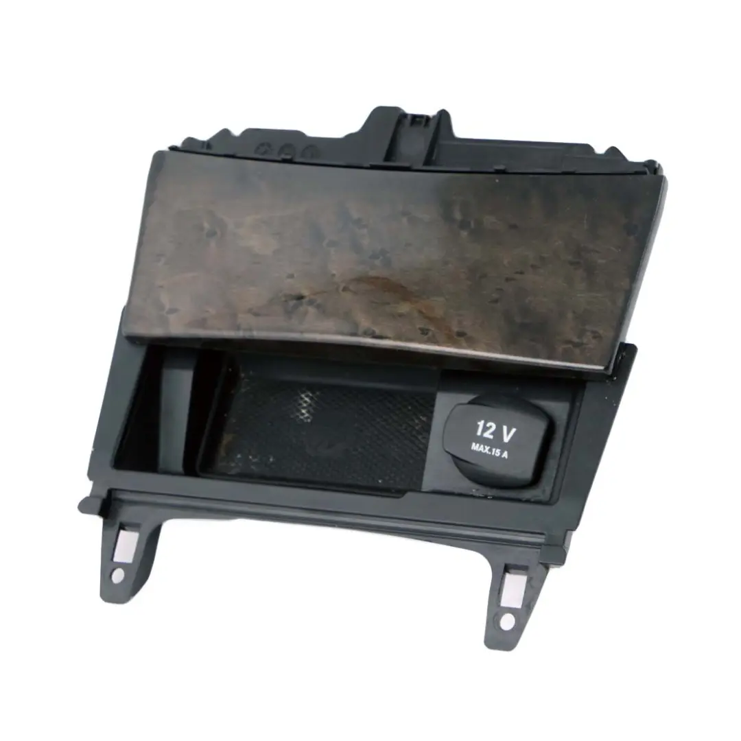 Mittelkonsole Aschenbecher Anzünderdose Abdeckung Holz für Mercedes W204 mit Teilenummer A2046801350 Mercedes W204 Mittelkonsole Aschenbecher Anzünderdose Abdeckung Holz - SKU A2046801350 - Teilenummer A2046801350