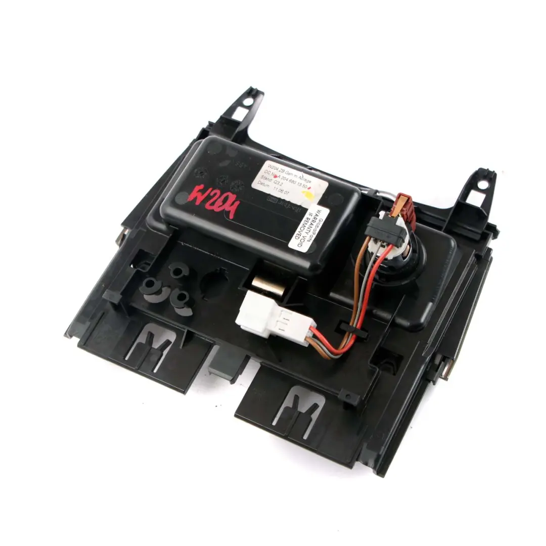 Console Vassoio Portacenere Accendino Coperchio Legno per Mercedes W204 con numero di parte A2046801350 Mercedes W204 Console Vassoio Portacenere Accendino Coperchio Legno - SKU A2046801350 - Numero di parte A2046801350