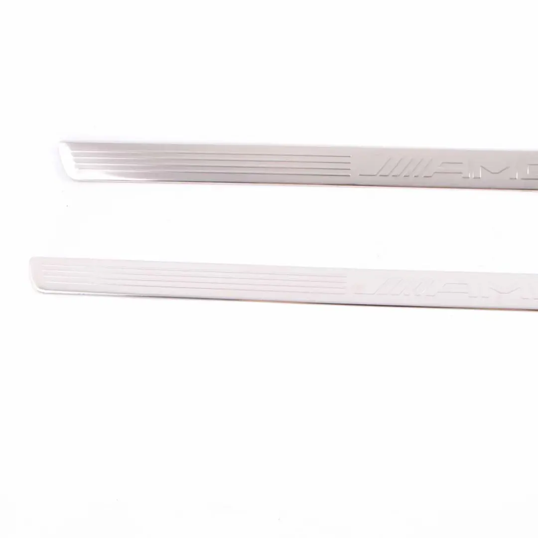  Abdeckleiste Eingang Mercedes W204 C63 AMG vorne links rechts Verkleidung - SKU A2046804735-1 - Teilenummer A2046804735