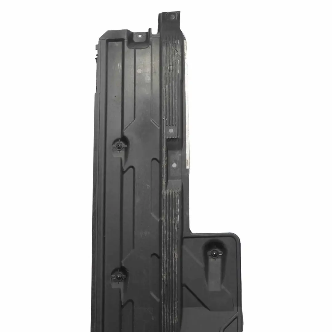 Mercedes W204 Panel Bajo Piso Derecho Escudo Bajo Carrocería - SKU A2046804800 - Número de pieza A2046804800