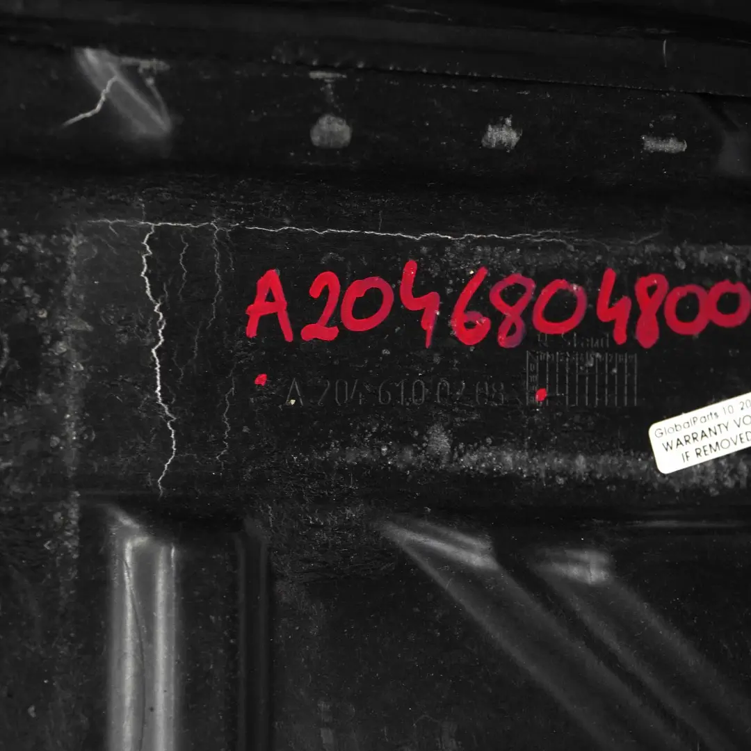 Mercedes W204 Panel Bajo Piso Derecho Escudo Bajo Carrocería - SKU A2046804800 - Número de pieza A2046804800