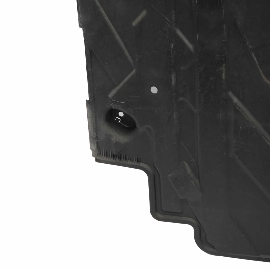 Mercedes W204 Osłona Podwozia Prawa - SKU A2046804800 - Numer Części A2046804800