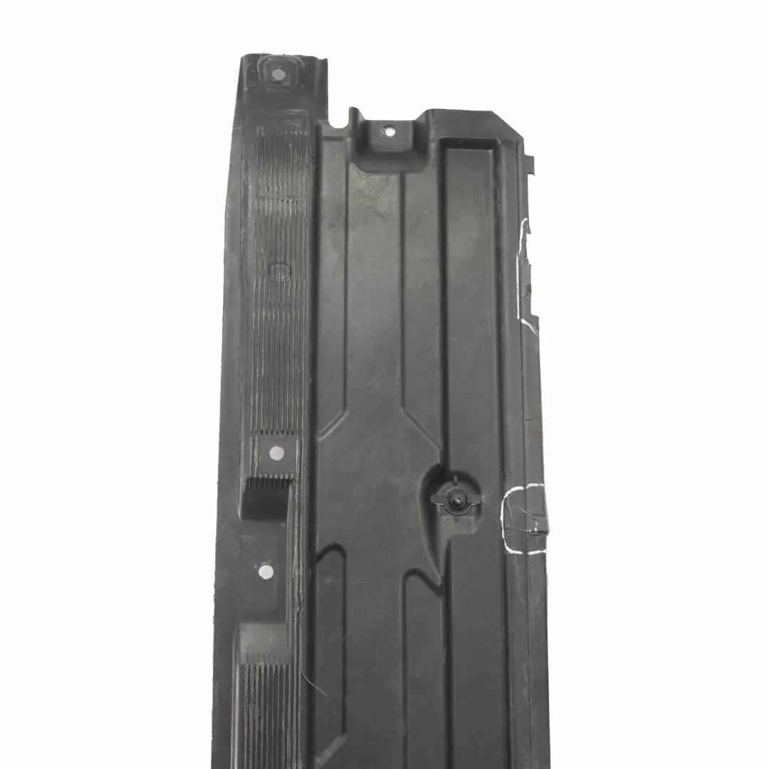 Mercedes W204 Osłona Podwozia Lewa - SKU A2046805300 - Numer Części A2046805300