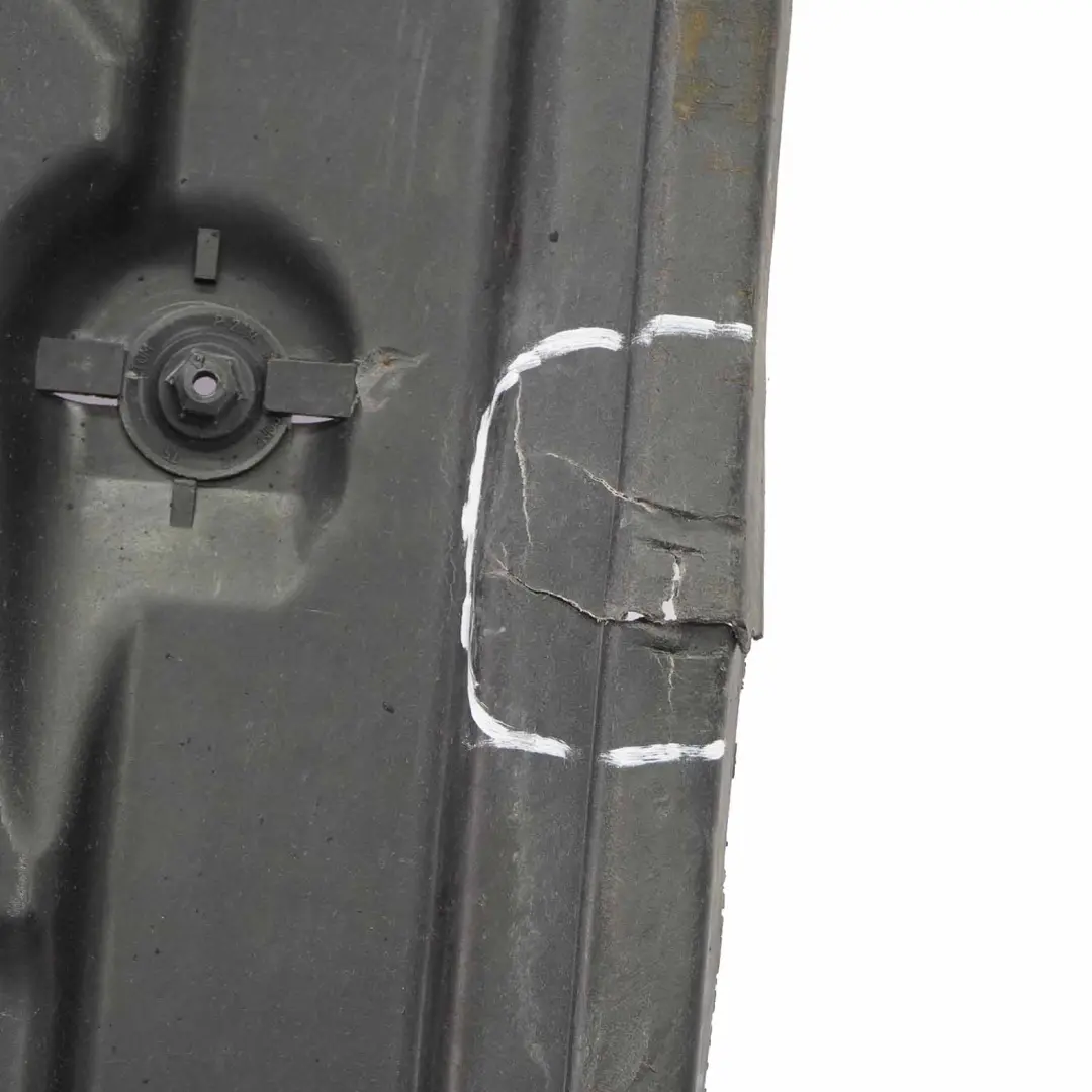 Mercedes W204 Panel Debajo Del Piso Izquierdo Escudo De Debajo - SKU A2046805300 - Número de pieza A2046805300