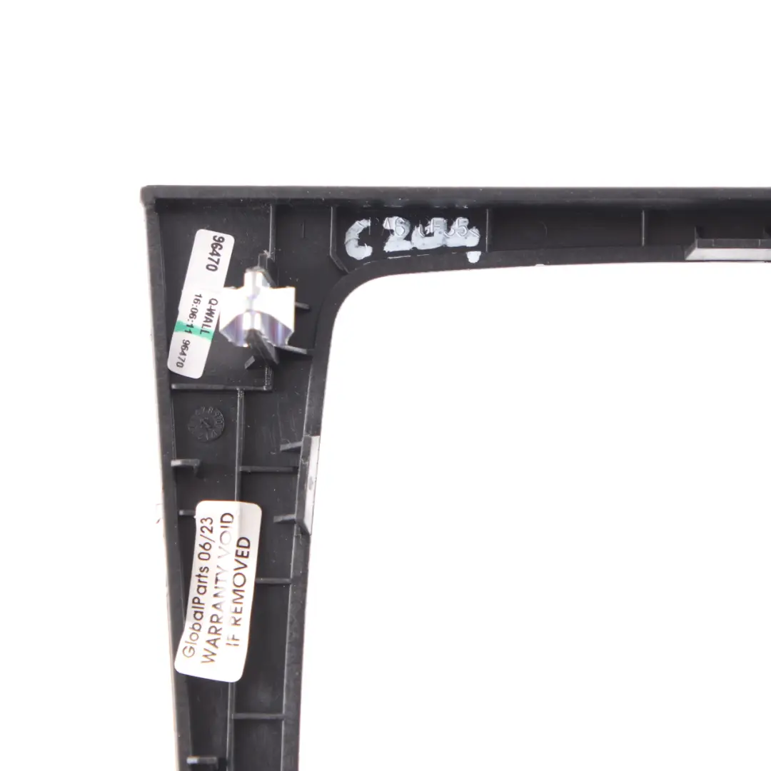 Couvercle de levier de vitesse aluminium A2046803408 pour Mercedes W204 à propos du numéro de pièce A2046807208 Mercedes W204 Couvercle de levier de vitesse aluminium A2046803408 - SKU A2046807208 - Numéro de pièce A2046807208