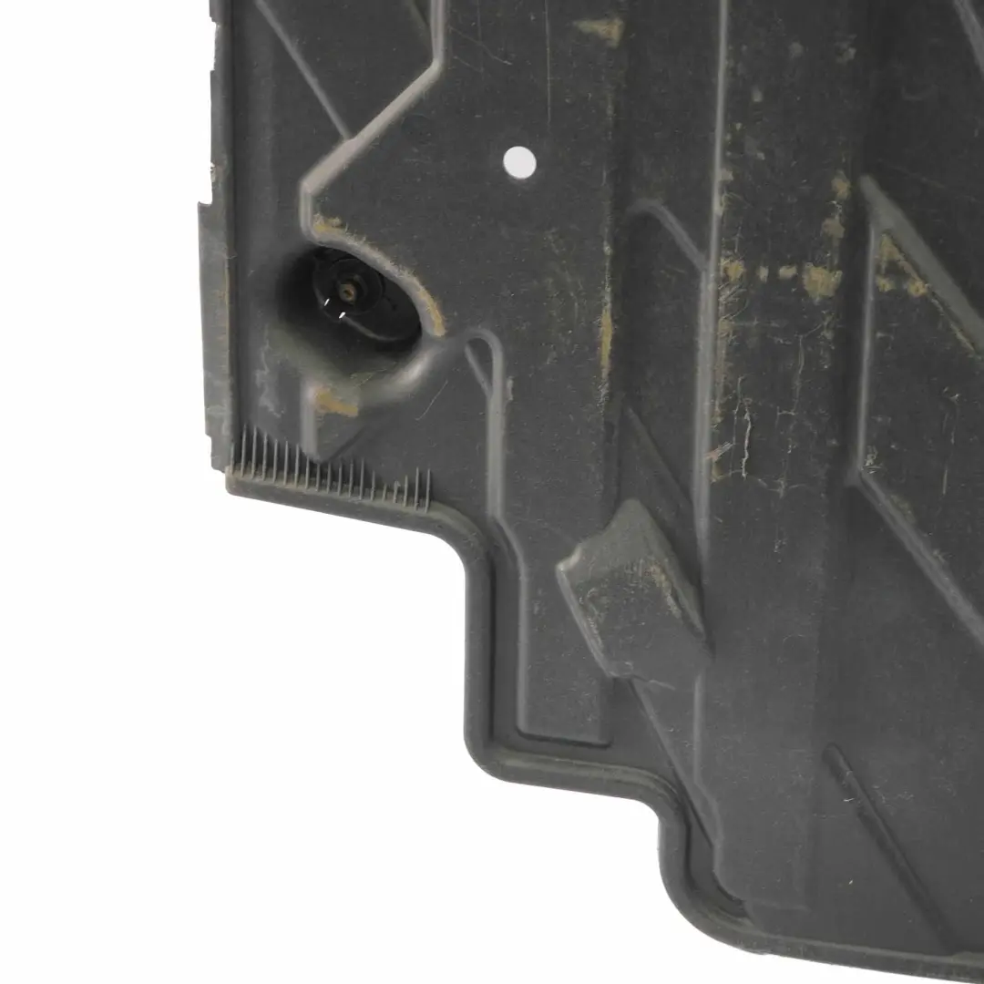 Mercedes W204 Osłona Podwozia Prawa - SKU A2046807700 - Numer Części A2046807700