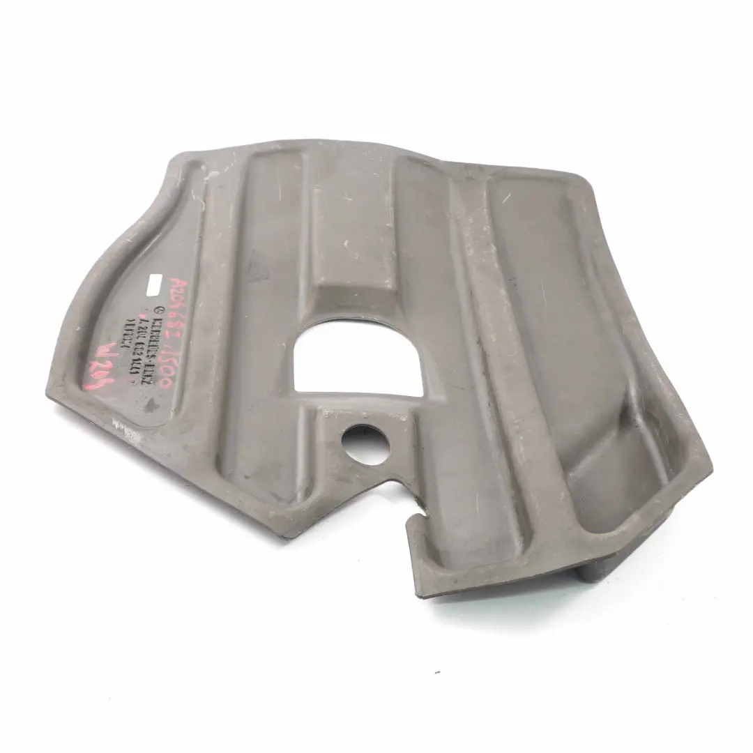 Mercedes W176 Kofferraum Isolierung Heck Rad Schaumstoff Abdeckung A1766820141 - SKU A2046821500 - Teilenummer A2046821500