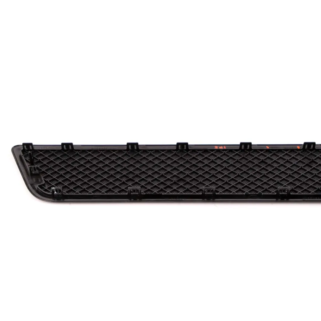 Estante Trasero Altavoz Cubierta Panel Trim Negro para Mercedes W204 con número de pieza A2046830030 Mercedes W204 Estante Trasero Altavoz Cubierta Panel Trim Negro - SKU A2046830030 - Número de pieza A2046830030