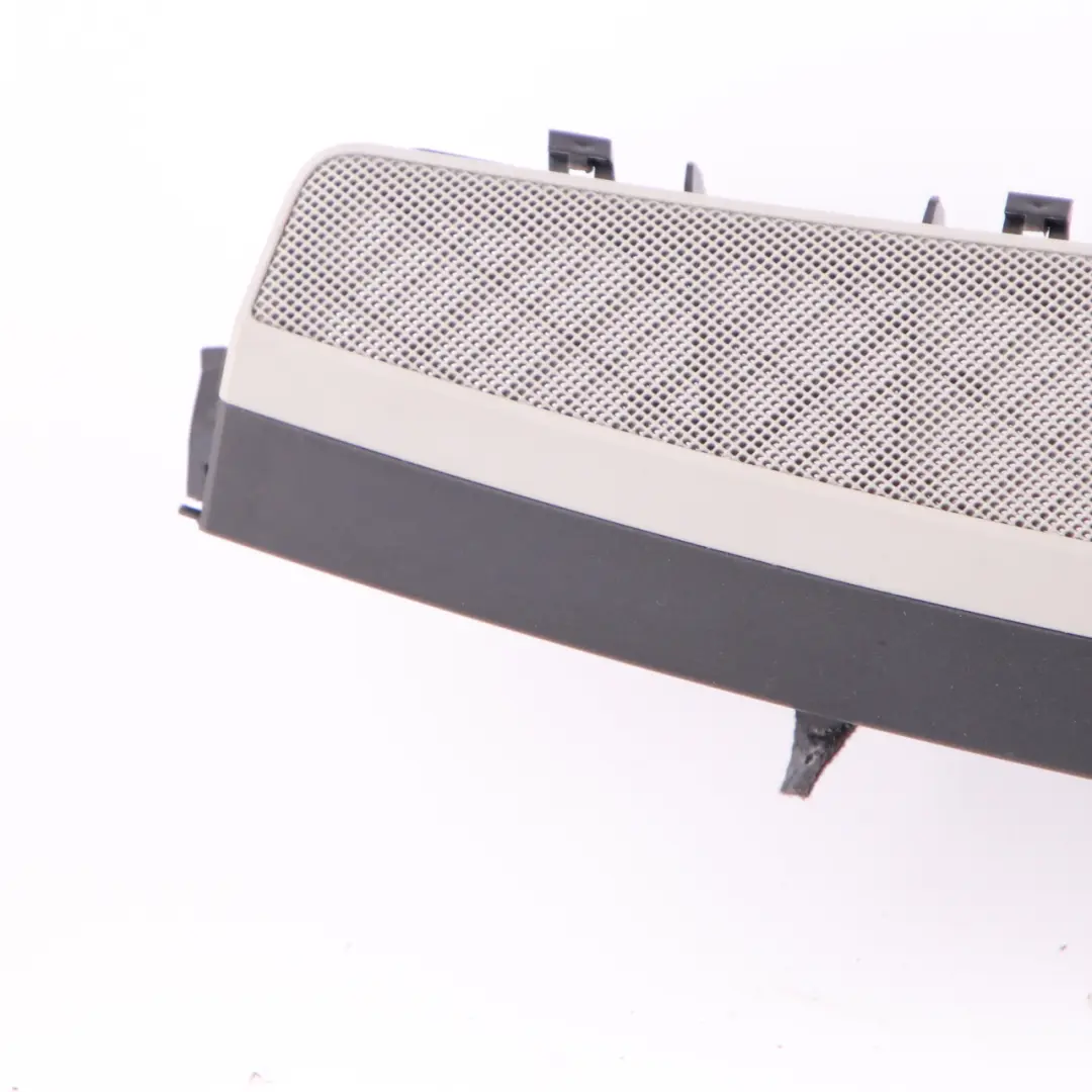 Mercedes W204 Garniture de grille de troisième arrêt de la lunette arrière Gris - SKU A2046830130-1 - Numéro de pièce A2046830130