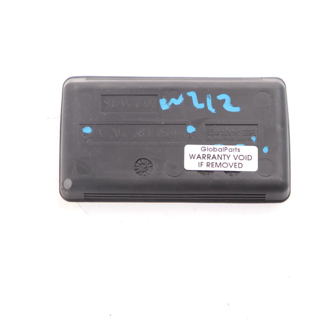  Tapis de cendrier Mercedes W204 W212 Plateau de console centrale en caoutchouc - SKU A2046830594 - Numéro de pièce A2046830594
