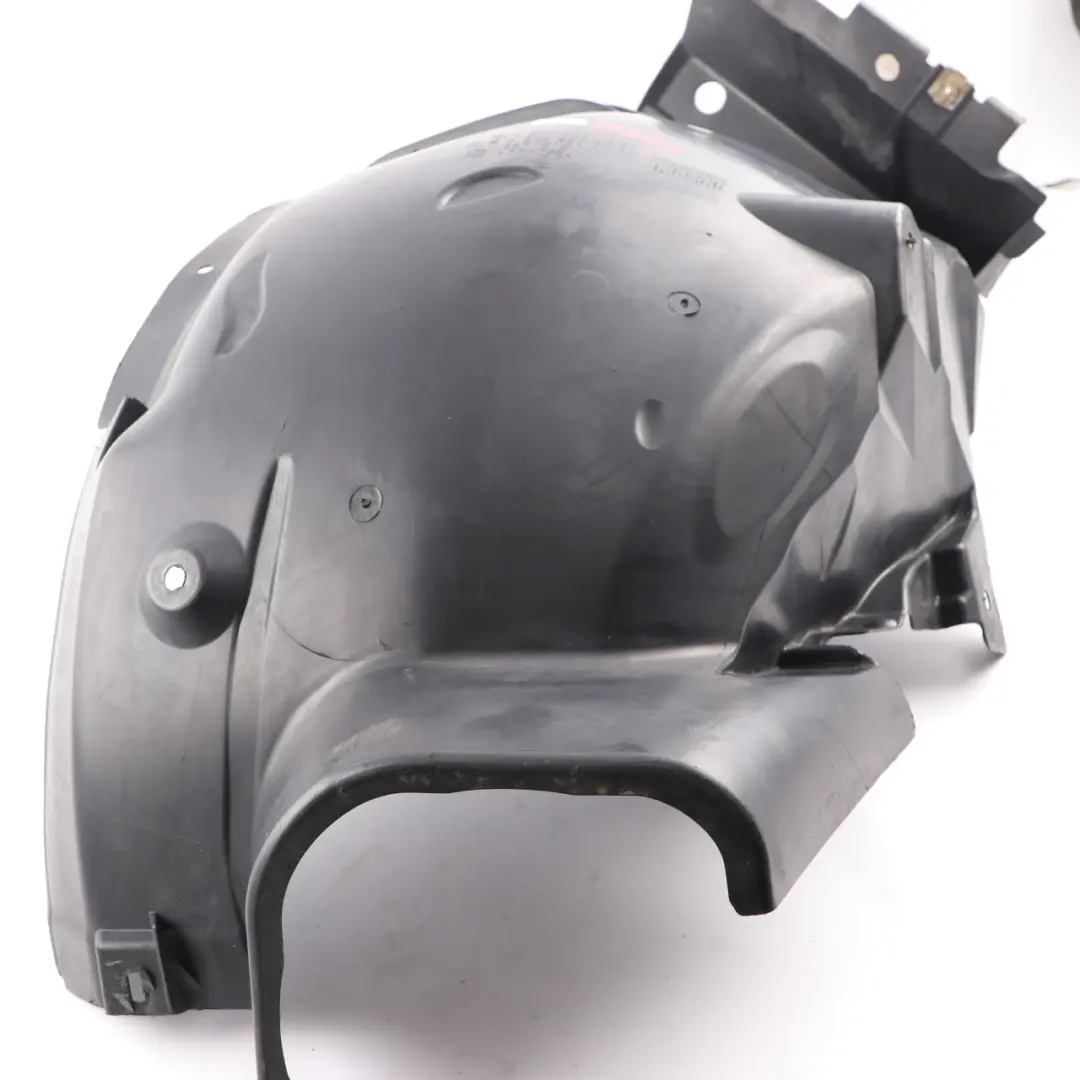  Guardabarros Mercedes W204 Delantero Izquierdo Sección Delantera A2046981330 - SKU A2046900130 - Número de pieza A2046900130