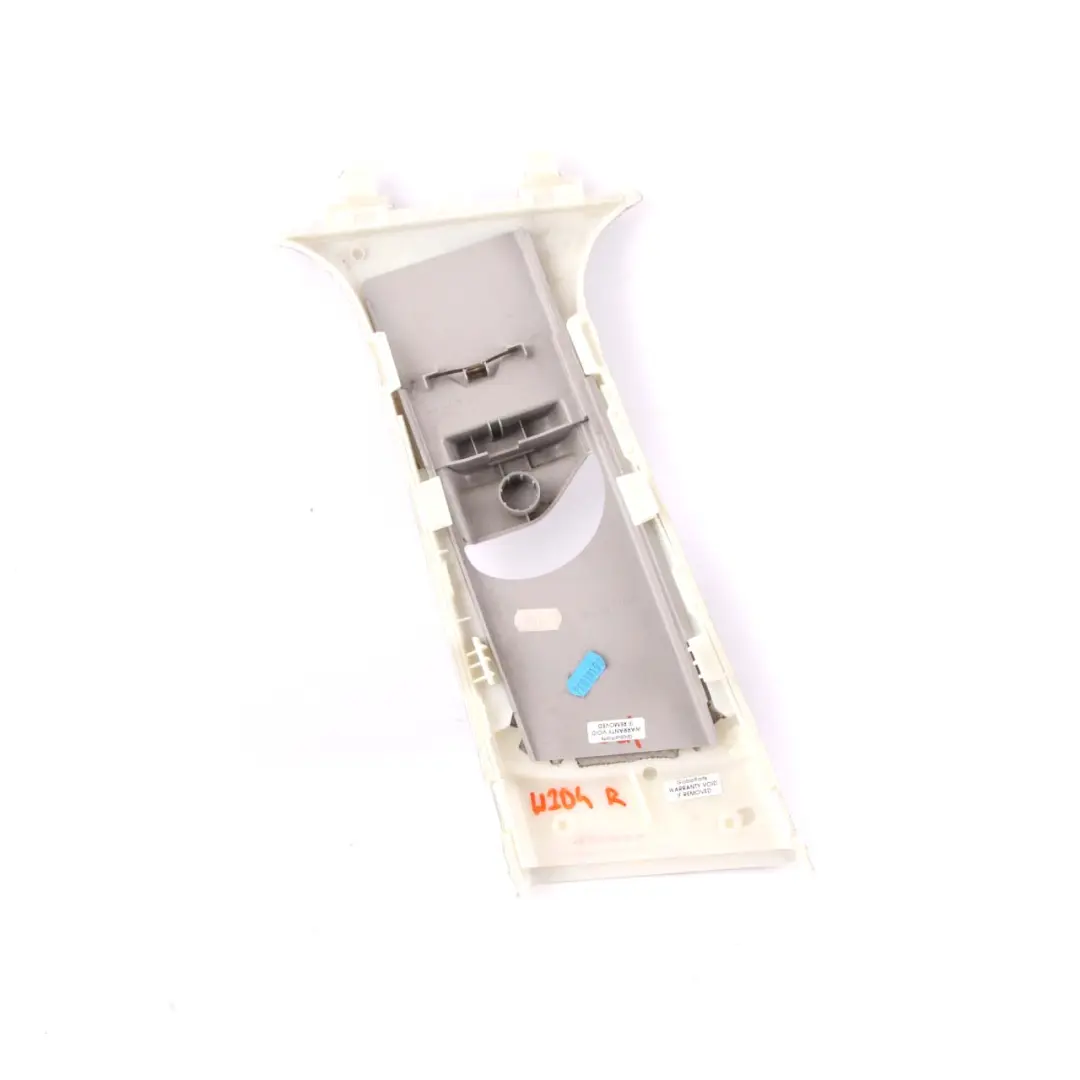 Tapacubos Pilar B Derecha Superior Gris para Mercedes W204 con número de pieza A2046900225 Mercedes W204 Tapacubos Pilar B Derecha Superior Gris - SKU A2046900225 - Número de pieza A2046900225