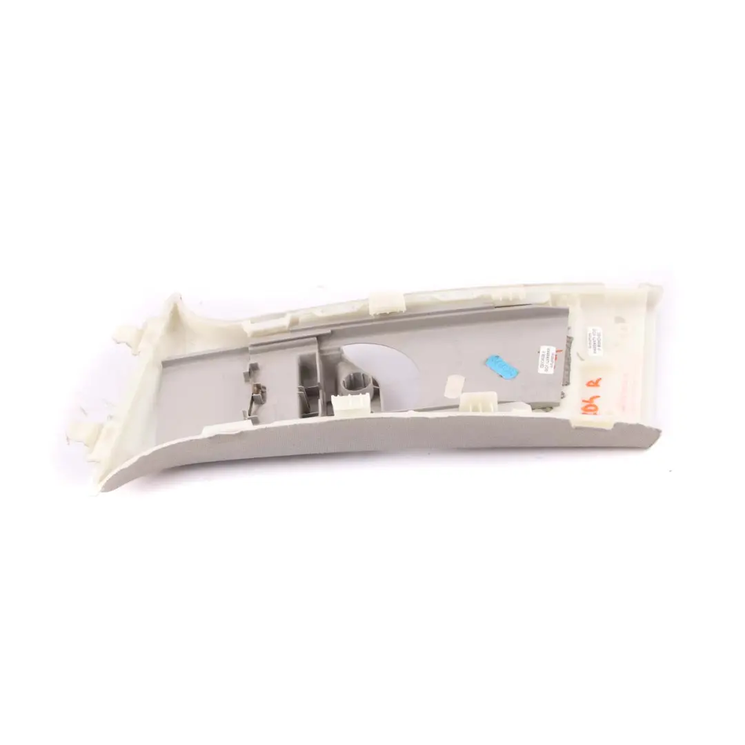 Tapacubos Pilar B Derecha Superior Gris para Mercedes W204 con número de pieza A2046900225 Mercedes W204 Tapacubos Pilar B Derecha Superior Gris - SKU A2046900225 - Número de pieza A2046900225