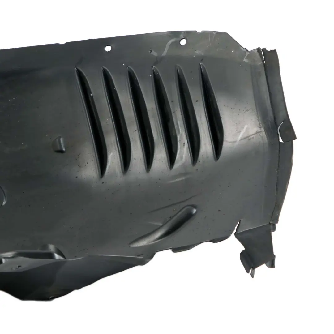 Mercedes-Benz W204 Nadkole Prawy Przód do o numerze A2046900230 Mercedes-Benz W204 Nadkole Prawy Przód - SKU A2046900230 - Numer Części A2046900230