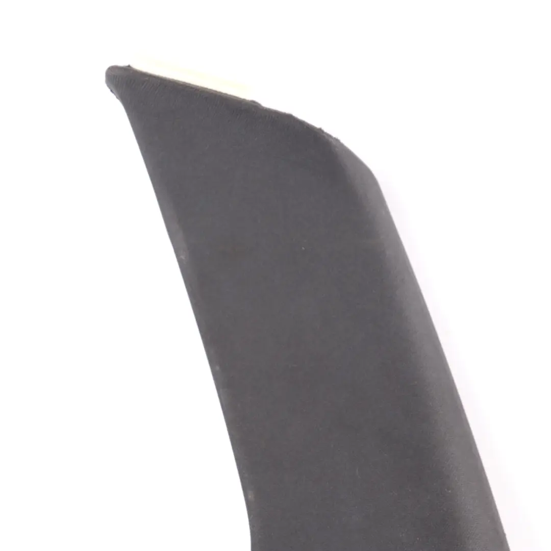 Moldura Pilar C Trasero Derecho Negro para Mercedes S204 con número de pieza A2046901625 Mercedes S204 Moldura Pilar C Trasero Derecho Negro - SKU A2046901625 - Número de pieza A2046901625