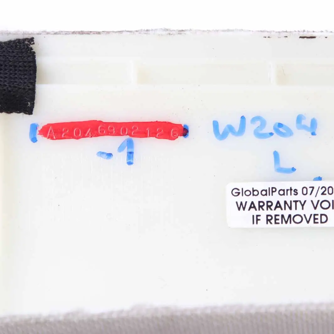 Coprire finiture interne montante A sinistro Grigio per Mercedes W204 con numero di parte A2046902126 Mercedes W204 Coprire finiture interne montante A sinistro Grigio - SKU A2046902126-1 - Numero di parte A2046902126