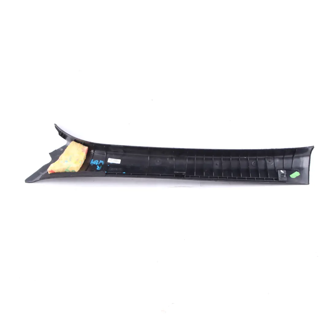 Habillage Intérieur Mercedes W204 O/S A-Pillar Trim Black pour à propos du numéro de pièce A2046902226 Habillage Intérieur Mercedes W204 O/S A-Pillar Trim Black - SKU A2046902226 - Numéro de pièce A2046902226