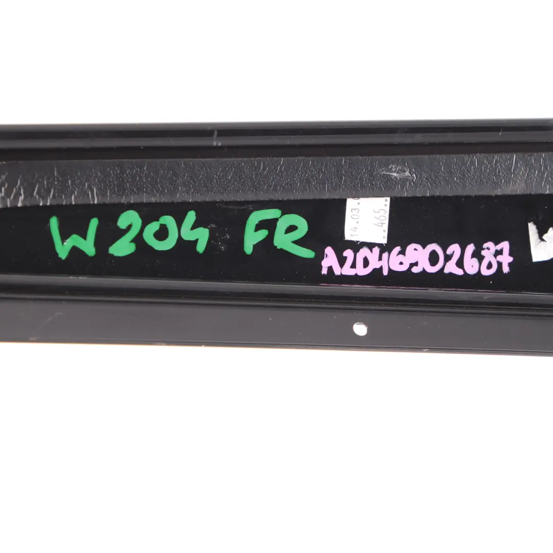 Mercedes W204 Listwa Słupka B Drzwi Prawy Przód - SKU A2046902687 - Numer Części A2046902687