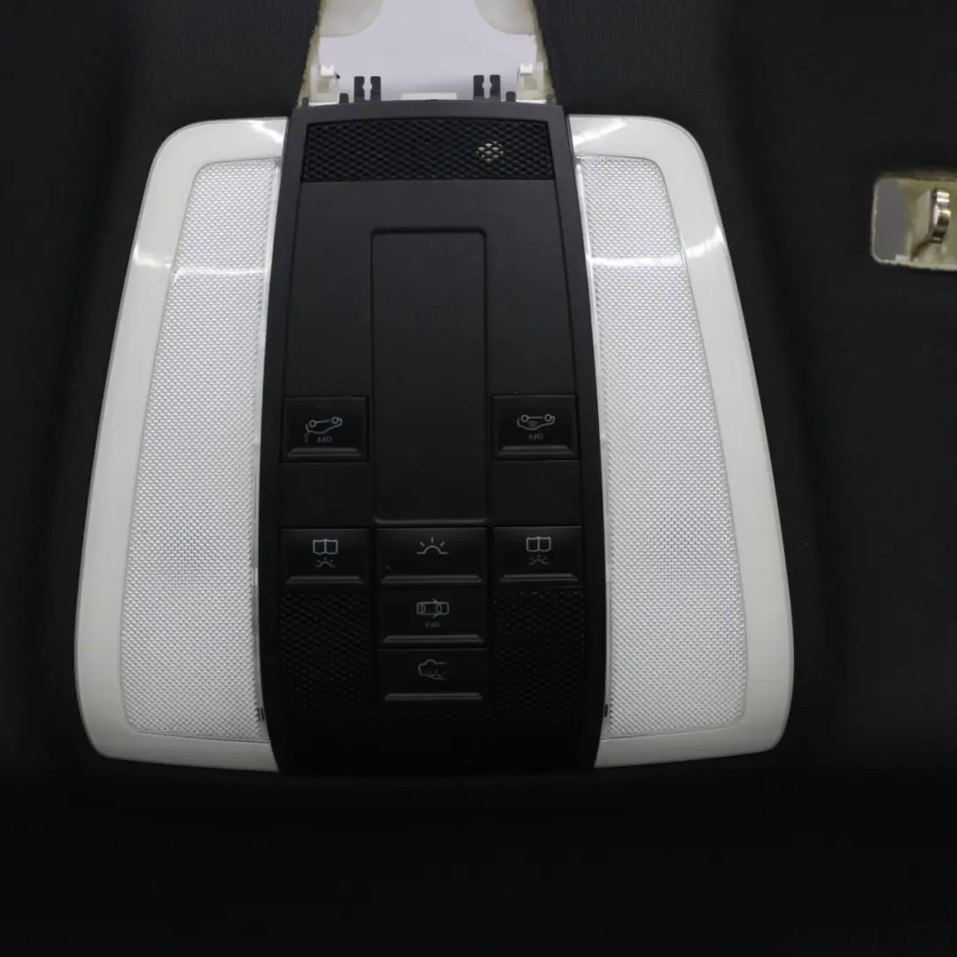 Podsufitka Czarna Komplet do Mercedes C204 Coupe o numerze A2046903150 Mercedes C204 Coupe Podsufitka Czarna Komplet - SKU A2046903150 - Numer Części A2046903150