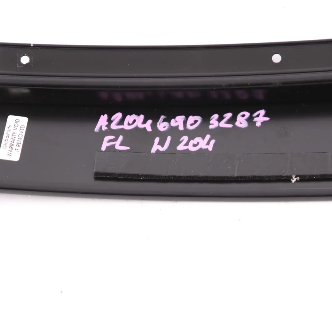 Mercedes W204 Osłona Słupka Drzwi B Lewy Przód - SKU A2046903287 - Numer Części A2046903287