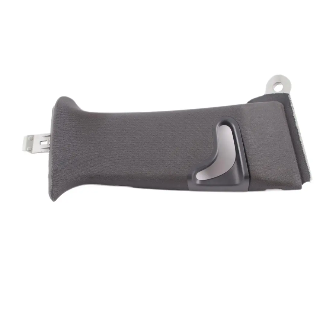 Embellecedor Interior Columna B Negro Lado Derecho para Mercedes W204 con número de pieza A2046904026 Mercedes W204 Embellecedor Interior Columna B Negro Lado Derecho - SKU A2046904026 - Número de pieza A2046904026