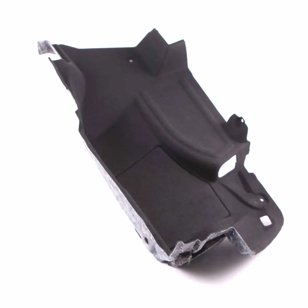 Coffre à bagages, habillage latéral droit pour Mercedes W204 à propos du numéro de pièce A2046904426 Mercedes W204 Coffre à bagages, habillage latéral droit - SKU A2046904426 - Numéro de pièce A2046904426