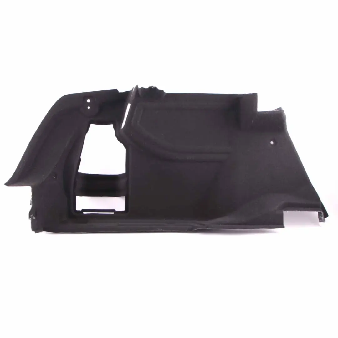 Tapicerka Bagażnika Lewa do MERCEDES W204 Sedan o numerze A2046904726 MERCEDES W204 Sedan Tapicerka Bagażnika Lewa - SKU A2046904726 - Numer Części A2046904726