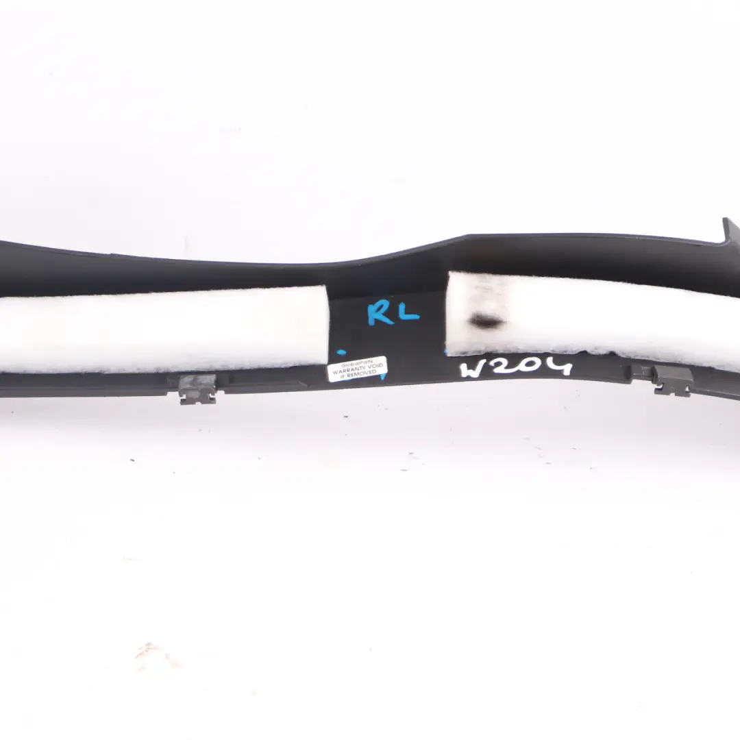 Embellecedor Puerta Pared Lateral Panel Inferior Trasero Izquierdo para Mercedes W204 con número de pieza A2046905726 Mercedes W204 Embellecedor Puerta Pared Lateral Panel Inferior Trasero Izquierdo - SKU A2046905726 - Número de pieza A2046905726