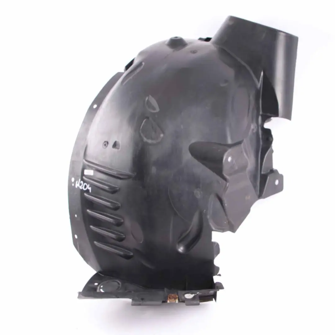 Mercedes W204 Passage de roue avant droit - SKU A2046905930 - Numéro de pièce A2046905930