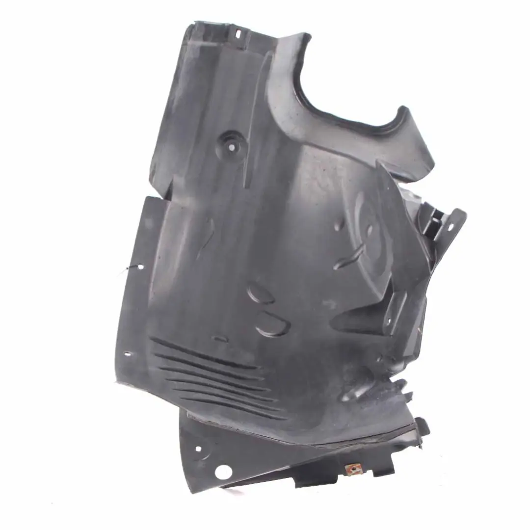 Mercedes W204 Panneau de bavette avant gauche Section arrière - SKU A2046906030 - Numéro de pièce A2046906030