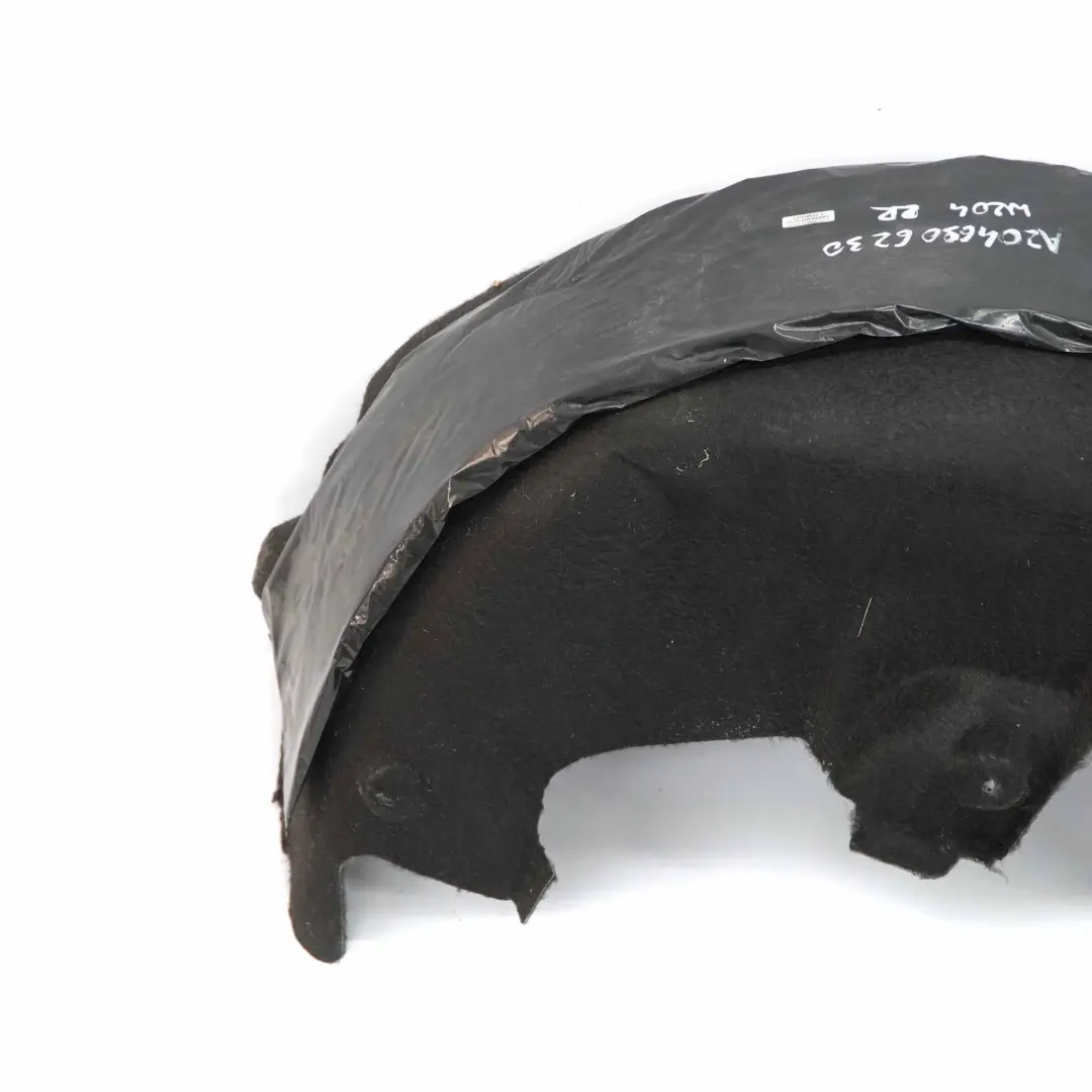 Tapa del paso de rueda trasera derecha para Mercedes W204 con número de pieza A2046906230 Mercedes W204 Tapa del paso de rueda trasera derecha - SKU A2046906230 - Número de pieza A2046906230