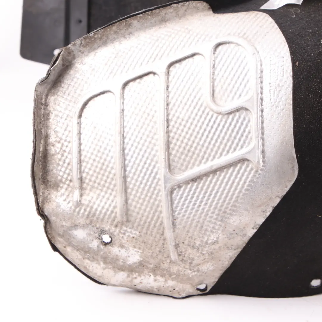 Passaruota posteriore destro Coperchio della timoneria per Mercedes W204 con numero di parte A2046906330 Mercedes W204 Passaruota posteriore destro Coperchio della timoneria - SKU A2046906330 - Numero di parte A2046906330