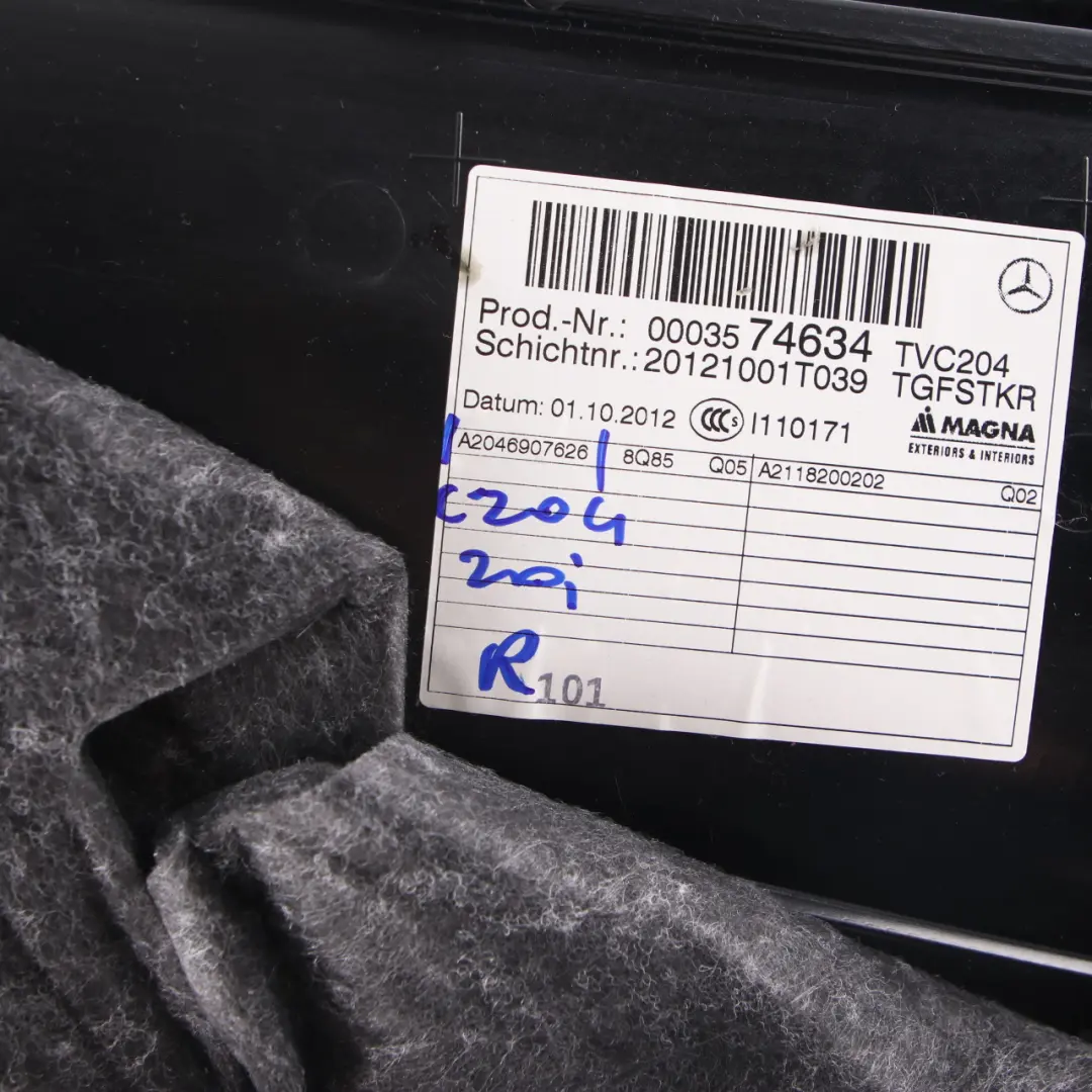 Mercedes C204 Seitliche Verkleidung Hinten Rechts Seitenabdeckung Leder Beige - SKU A2046907626 - Teilenummer A2046907626