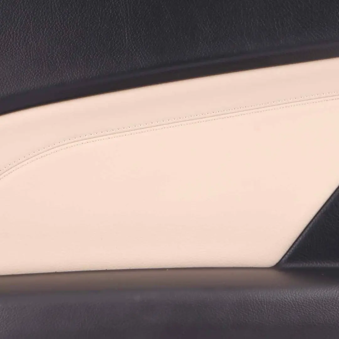 Panneau d'habillage Latéral Arrière Droit Cache Latéral Cuir Beige pour Mercedes C204 à propos du numéro de pièce A2046907626 Mercedes C204 Panneau d'habillage Latéral Arrière Droit Cache Latéral Cuir Beige - SKU A2046907626 - Numéro de pièce A2046907626