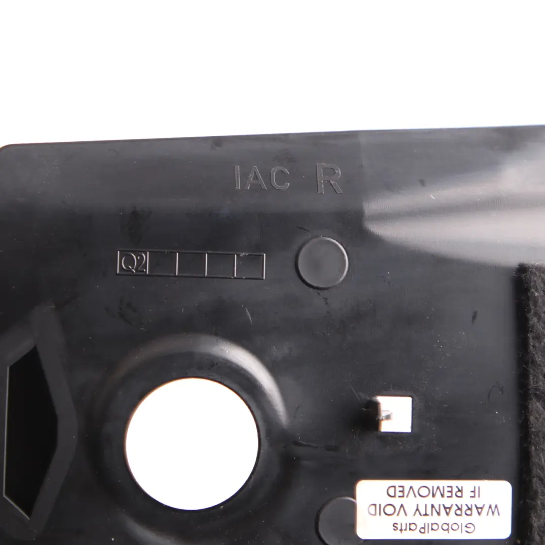  Tapa Pilar B Mercedes W204 Columna Derecha Embellecedor Panel Negro - SKU A2046910208 - Número de pieza A2046910208