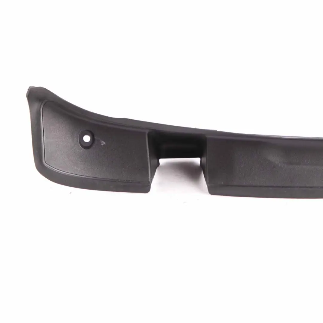  Koffer Raum Mercedes S204 Obere Scharnier Abdeckung Hinten Rechts - SKU A2046931833 - Teilenummer A2046931833