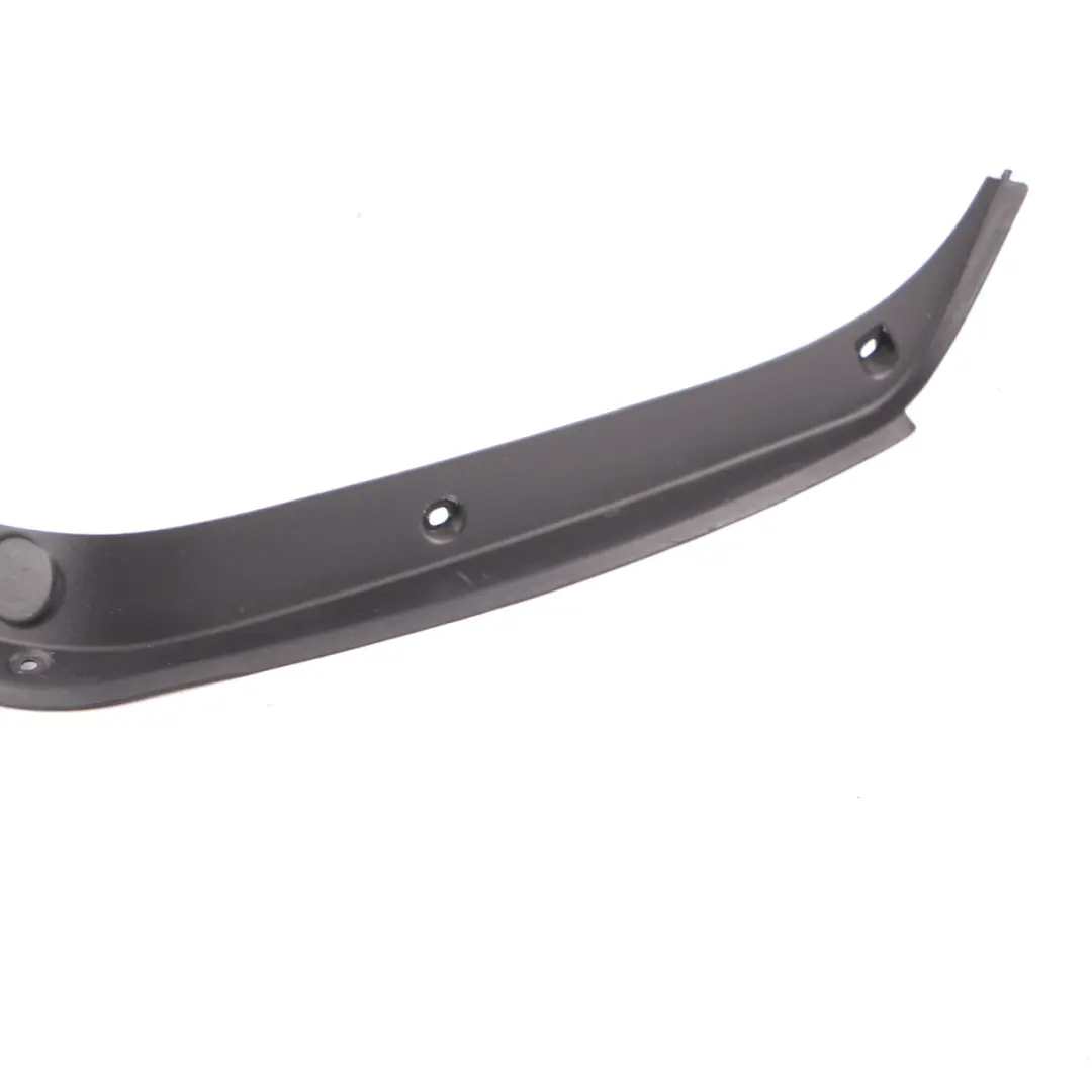  Garniture de Coffre Mercedes W212 Panneau Arriere Gauche Noir A2126930933 - SKU A2046940725 - Numéro de pièce A2046940725