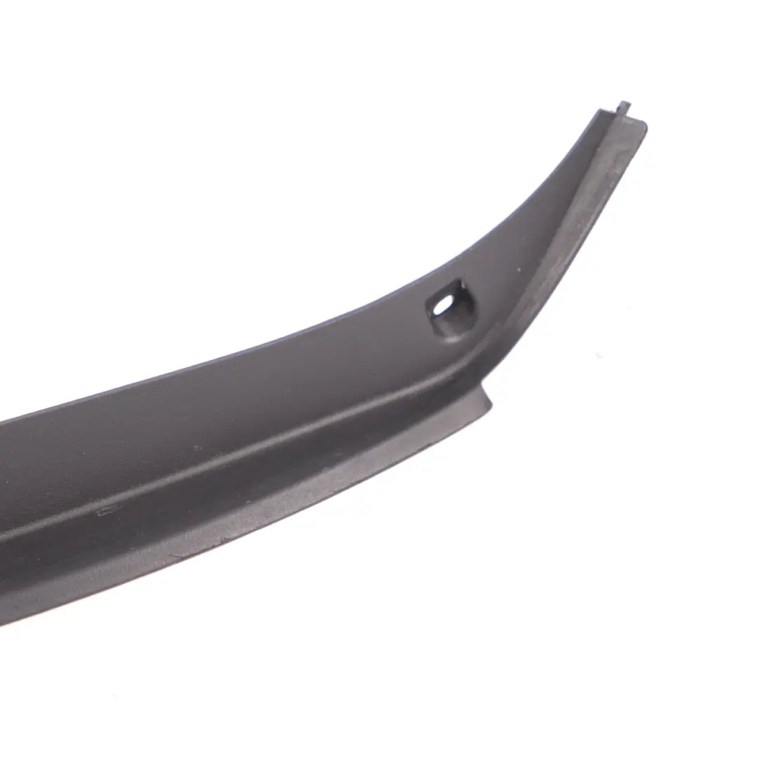  Embellecedor Maletero Mercedes W212 Tapa Panel Trasero Negro A2126930933 - SKU A2046940725 - Número de pieza A2046940725