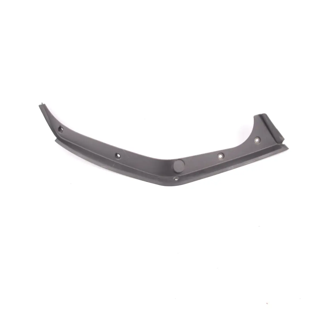 Copri pannello posteriore destro nero per Mercedes W204 con numero di parte A2046940825 Mercedes W204 Copri pannello posteriore destro nero - SKU A2046940825 - Numero di parte A2046940825