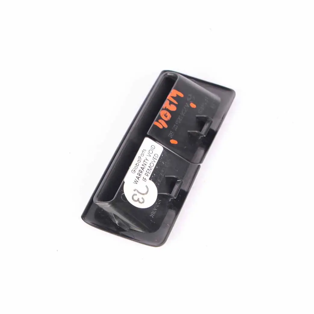 Sitz Gurt Führung Paket Ablage Abdeckung für Mercedes W204 mit Teilenummer A2046950159 Mercedes W204 Sitz Gurt Führung Paket Ablage Abdeckung - SKU A2046950159 - Teilenummer A2046950159