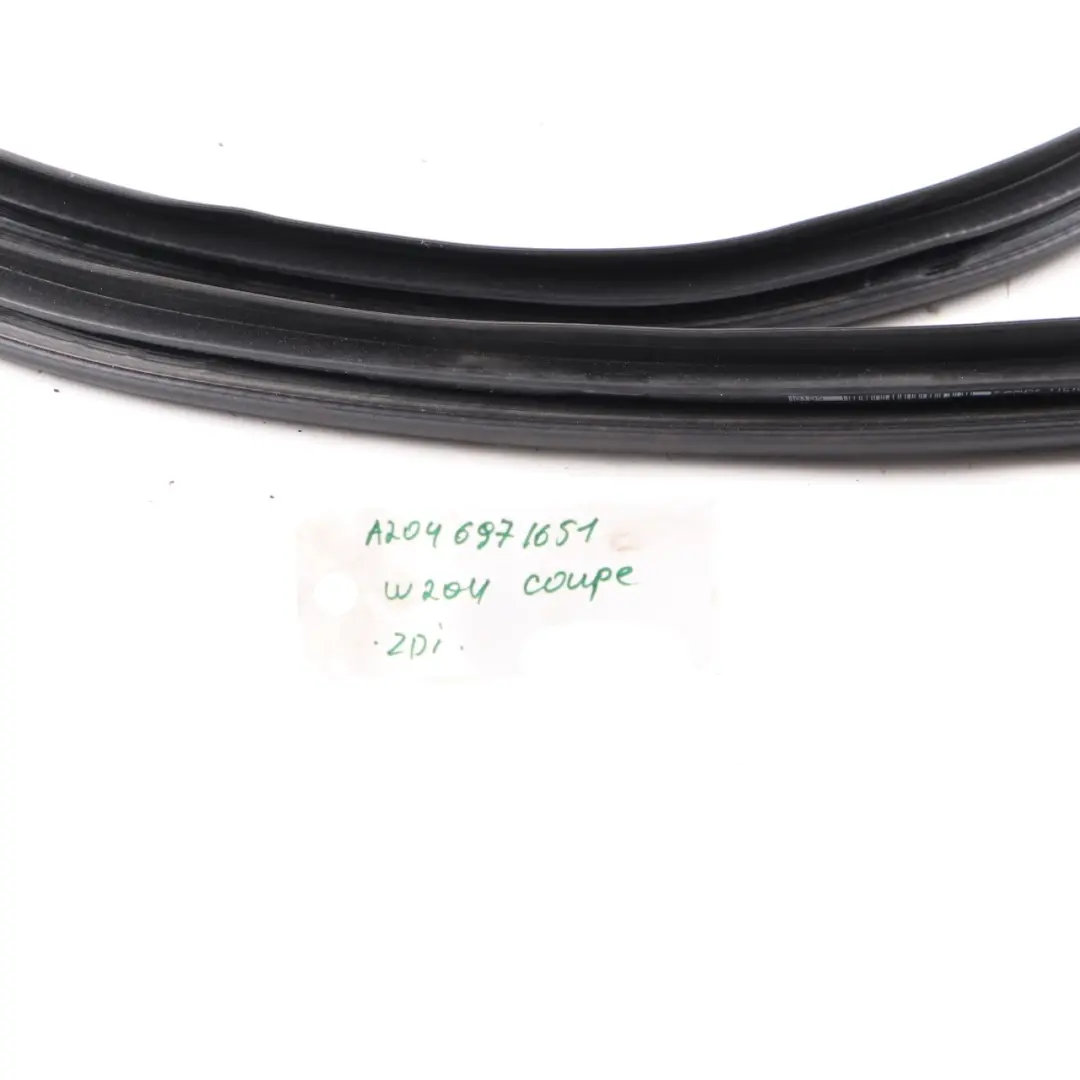 Coupé Guarnizione Porta Protezione Bordo Anteriore Sinistra Destra per Mercedes W204 con numero di parte A2046971651 Mercedes W204 Coupé Guarnizione Porta Protezione Bordo Anteriore Sinistra Destra - SKU A2046971651 - Numero di parte A2046971651