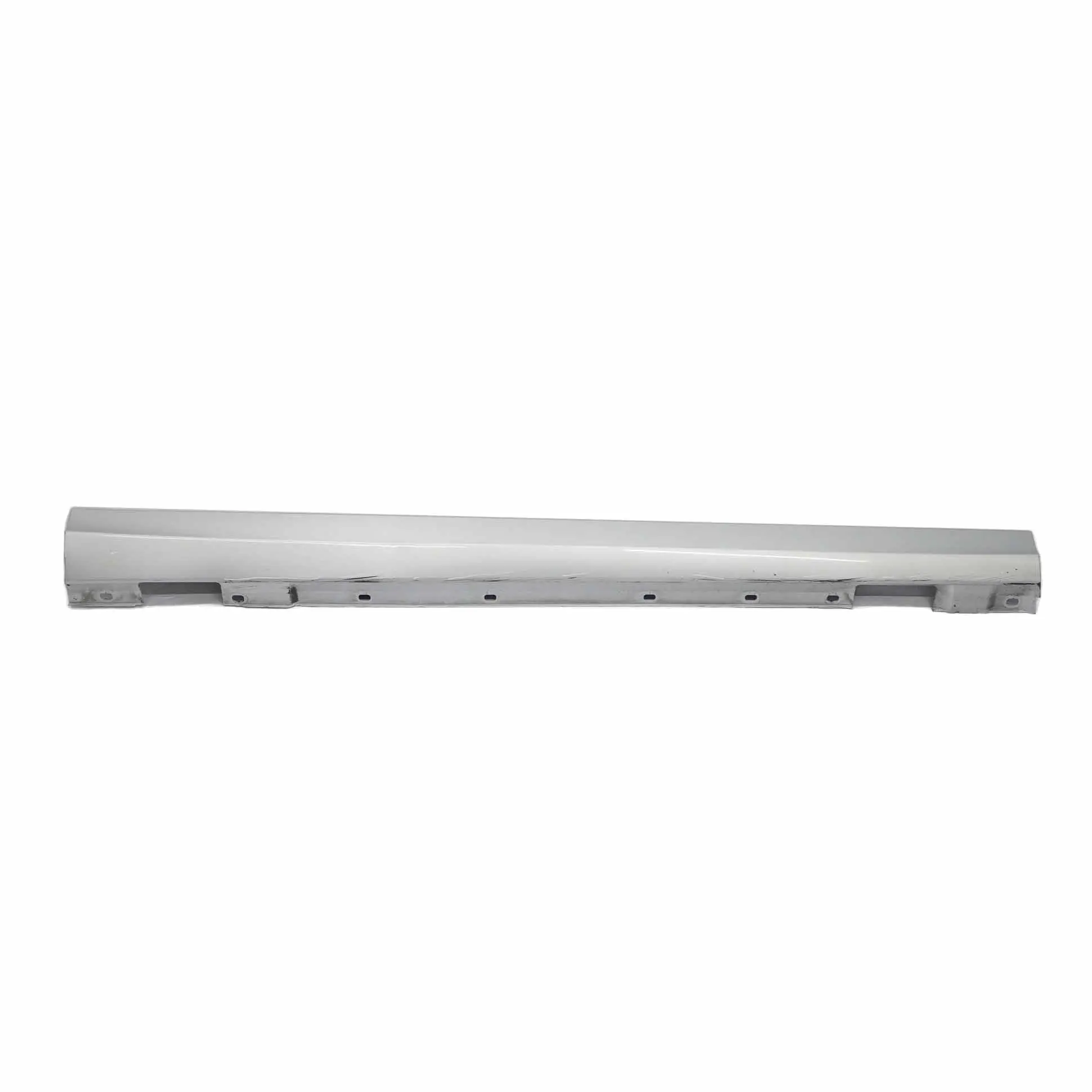 Faldón lateral Mercedes W204 Cubre umbral puerta derecho Iridium Silber 775