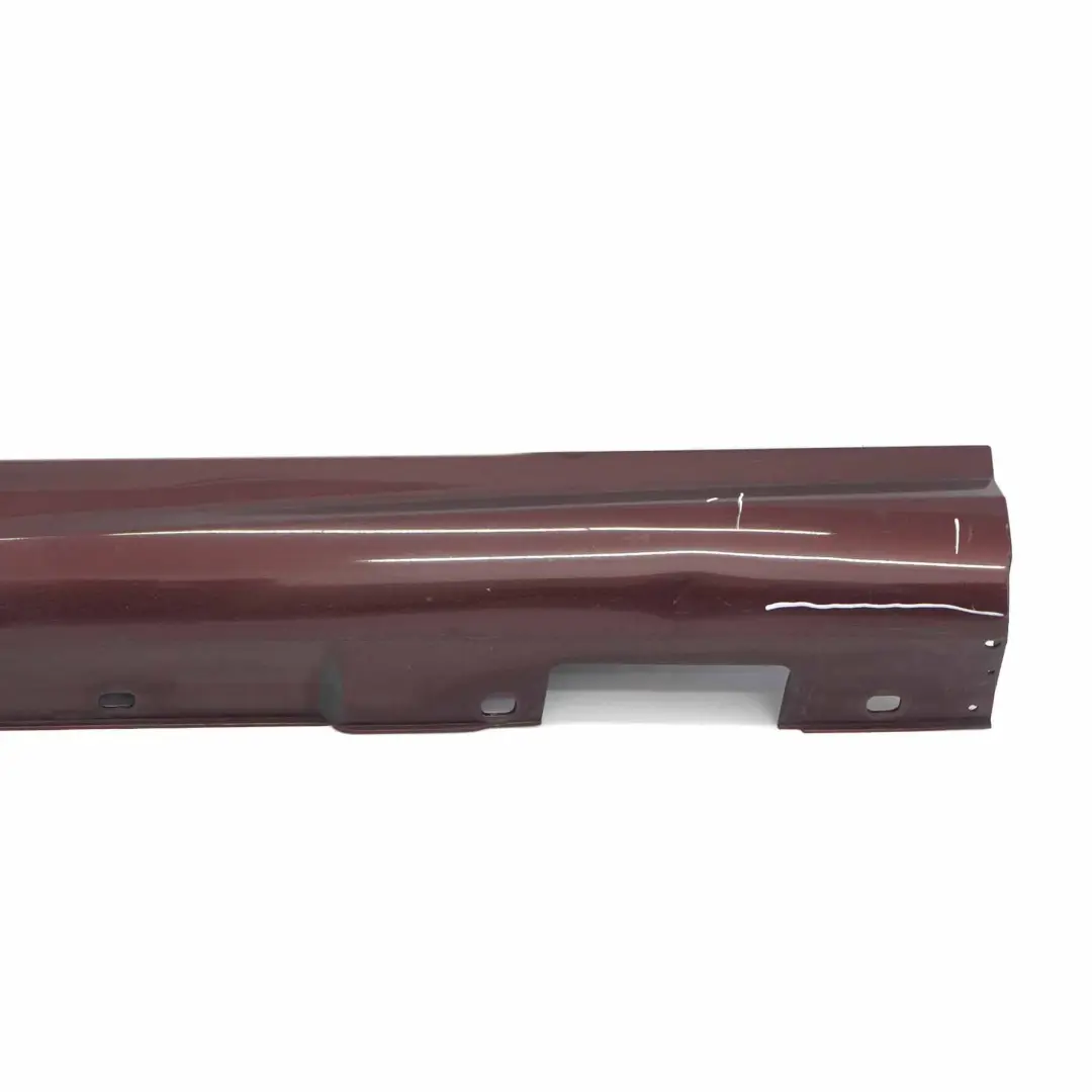 Mercedes W204 Faldón Lateral Tapa Umbral Puerta Izquierda Carneol Red - 544 - SKU A2046981354-CR - Número de pieza A2046981354