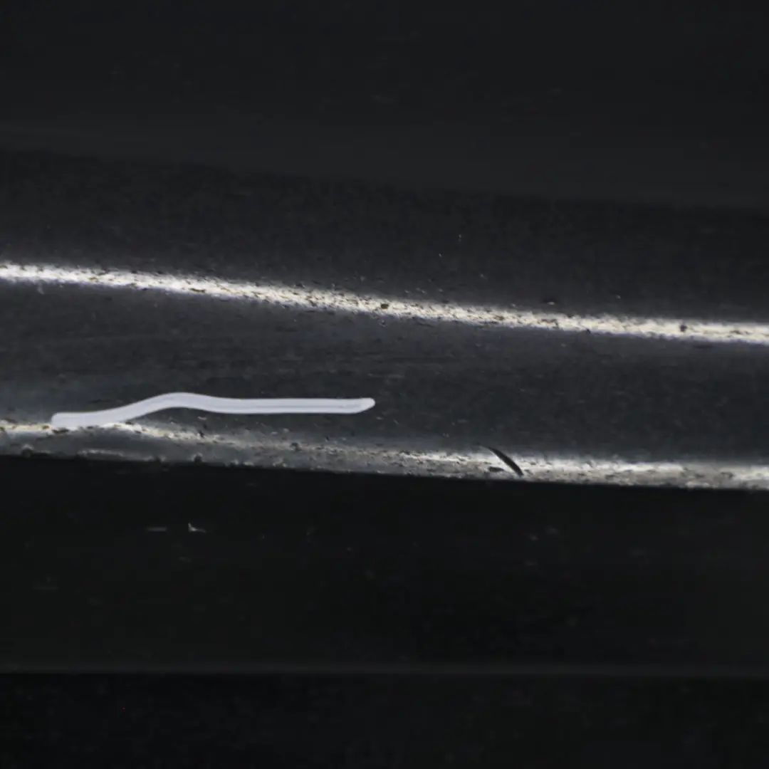 Faldón Lateral Estilizado Cubre Derecho Obsidian Black 197 para Mercedes C204 AMG con número de pieza A2046982654 Mercedes C204 AMG Faldón Lateral Estilizado Cubre Derecho Obsidian Black 197 - SKU A2046982654-OB1 - Número de pieza A2046982654